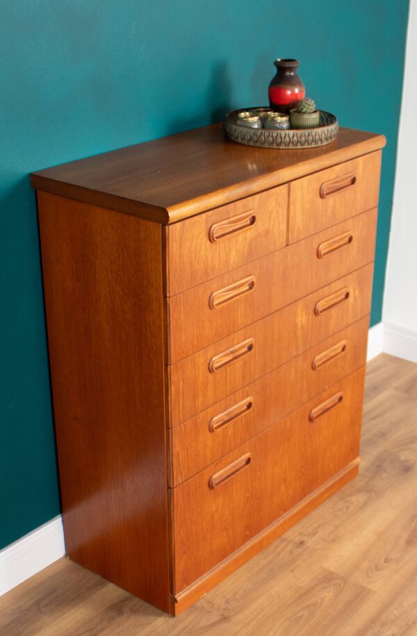 Commode rétro en teck des années 1960 à 2 tiroirs sur 4 tiroirs par Meredew