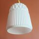 Paire de suspensions en verre blanc vintage