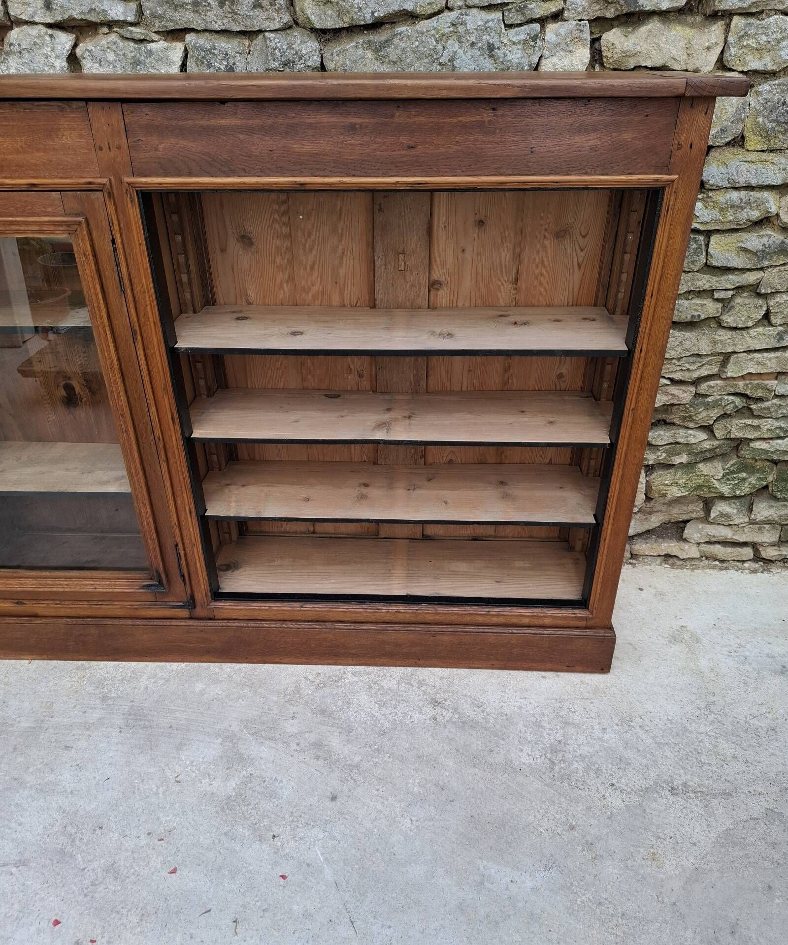 Oak display cabinet 237 cm