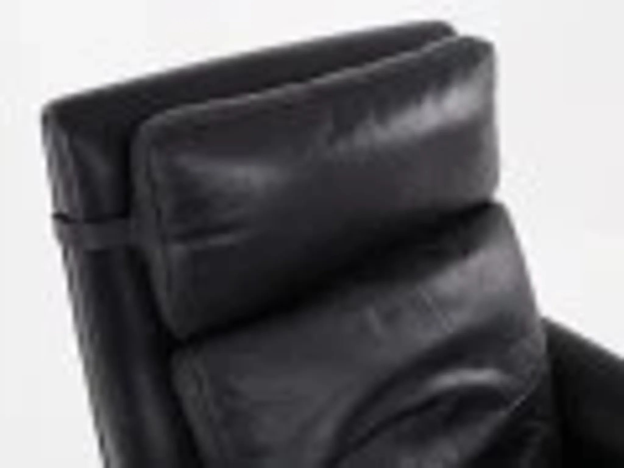 Fauteuil en cuir noir, design danois, années 1970, production : Danemark