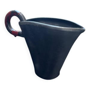 pichet en céramique