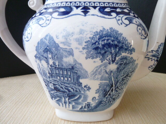 Coffee Maker, Pourer Royal Sphinx Cambridge Decor Old England Blue