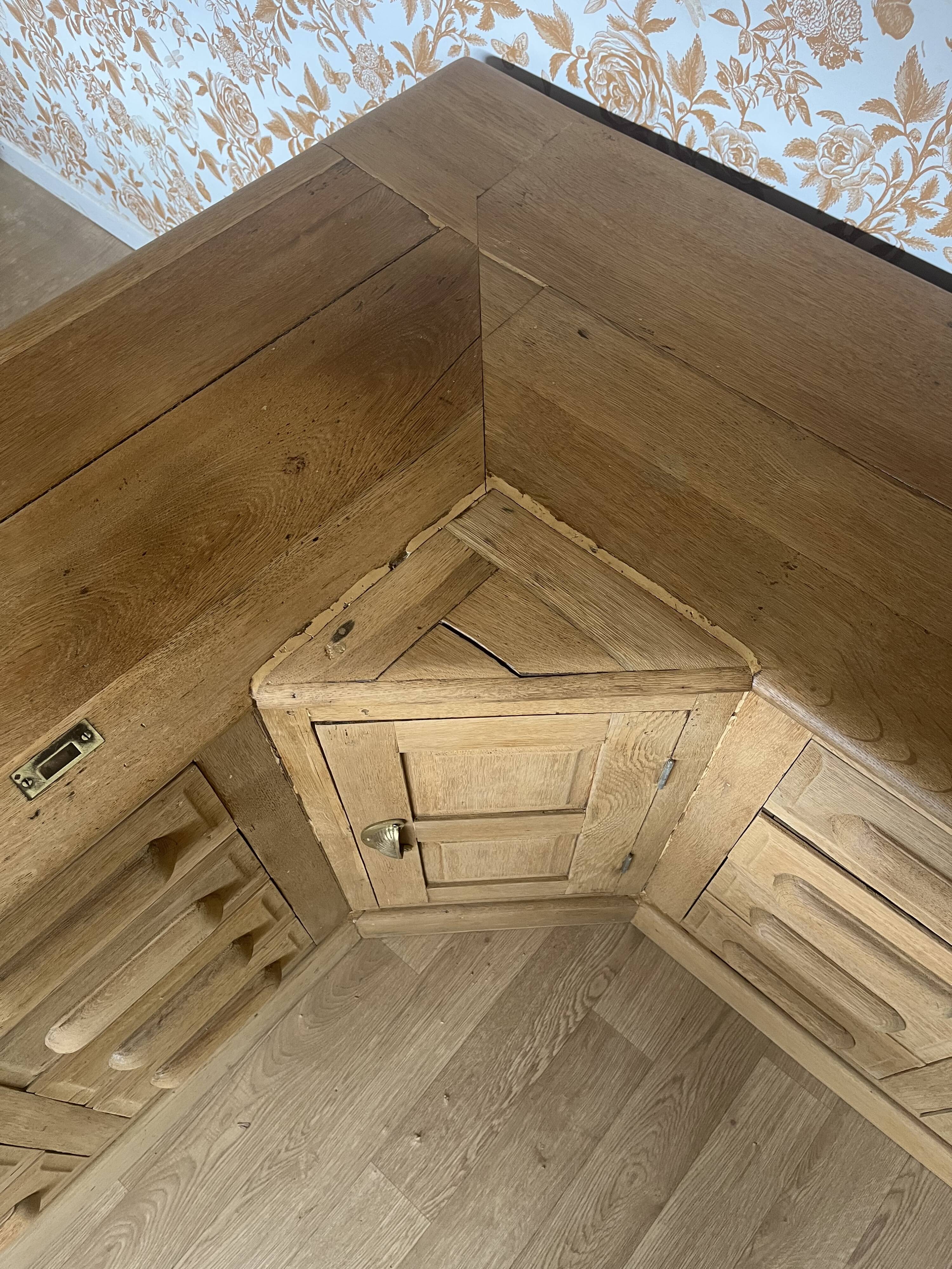 Corner craft furniture