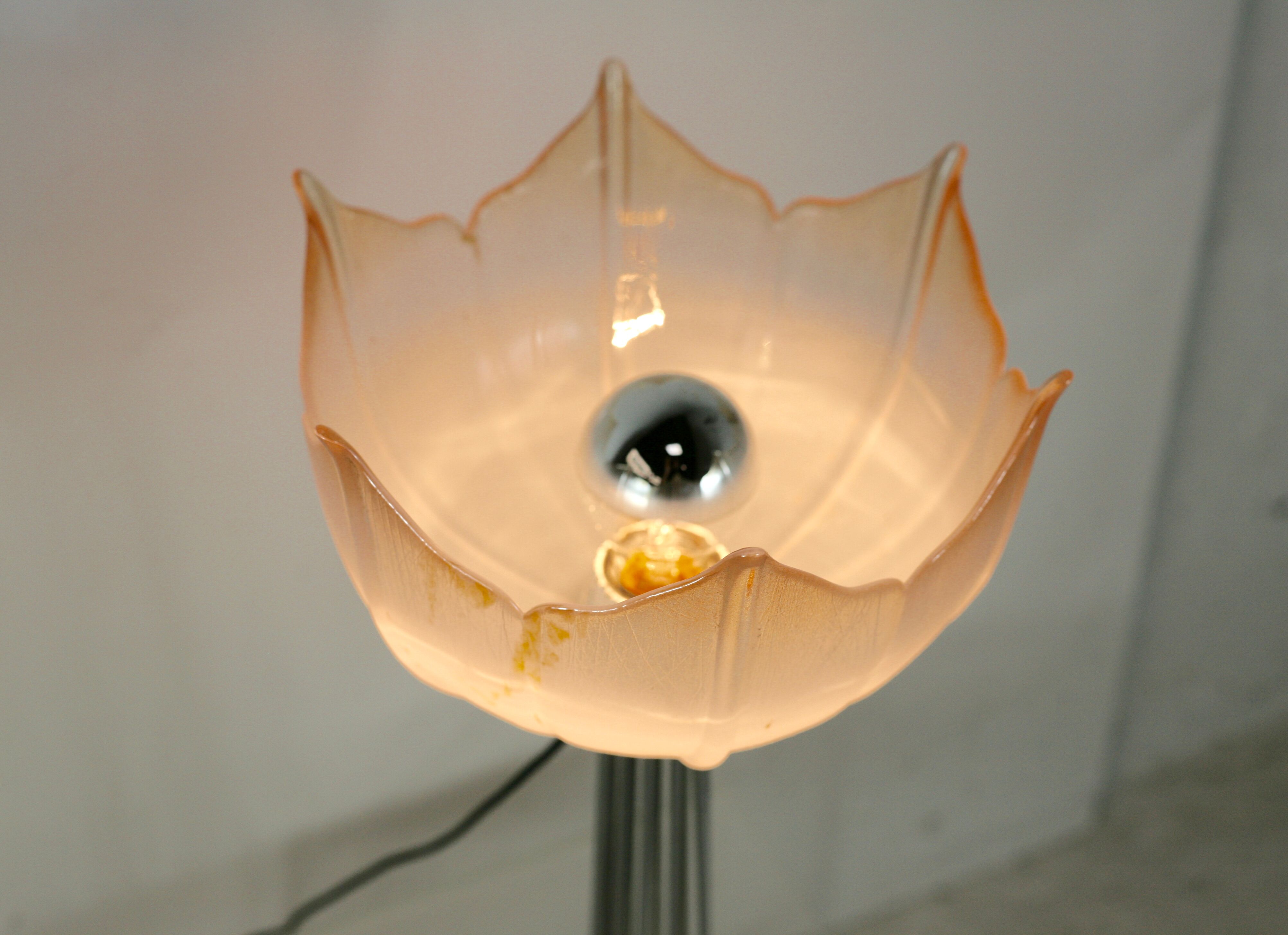 Lamp "space age". glass reflector, metal base. Circa 1970