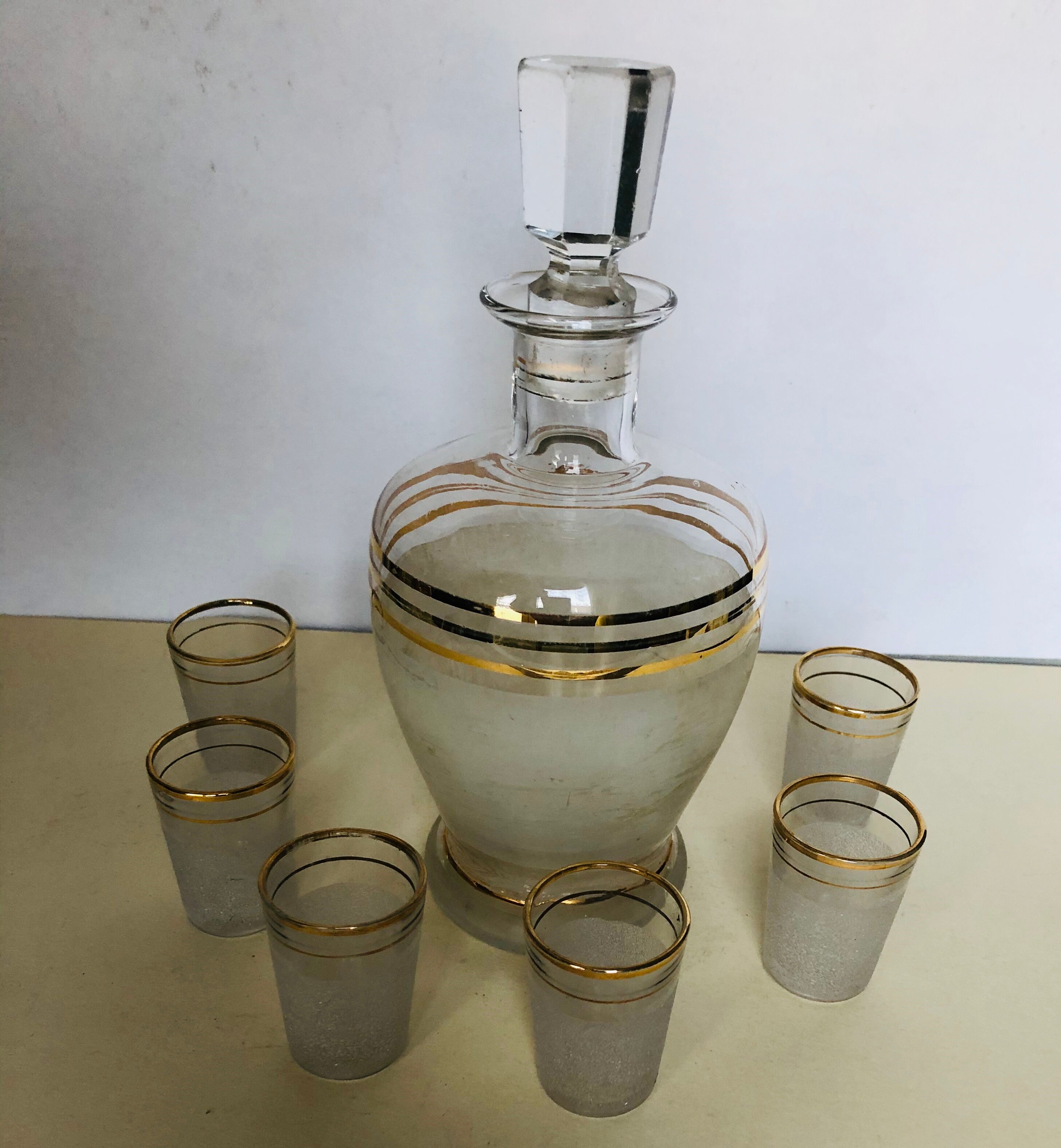Vintage liquor service