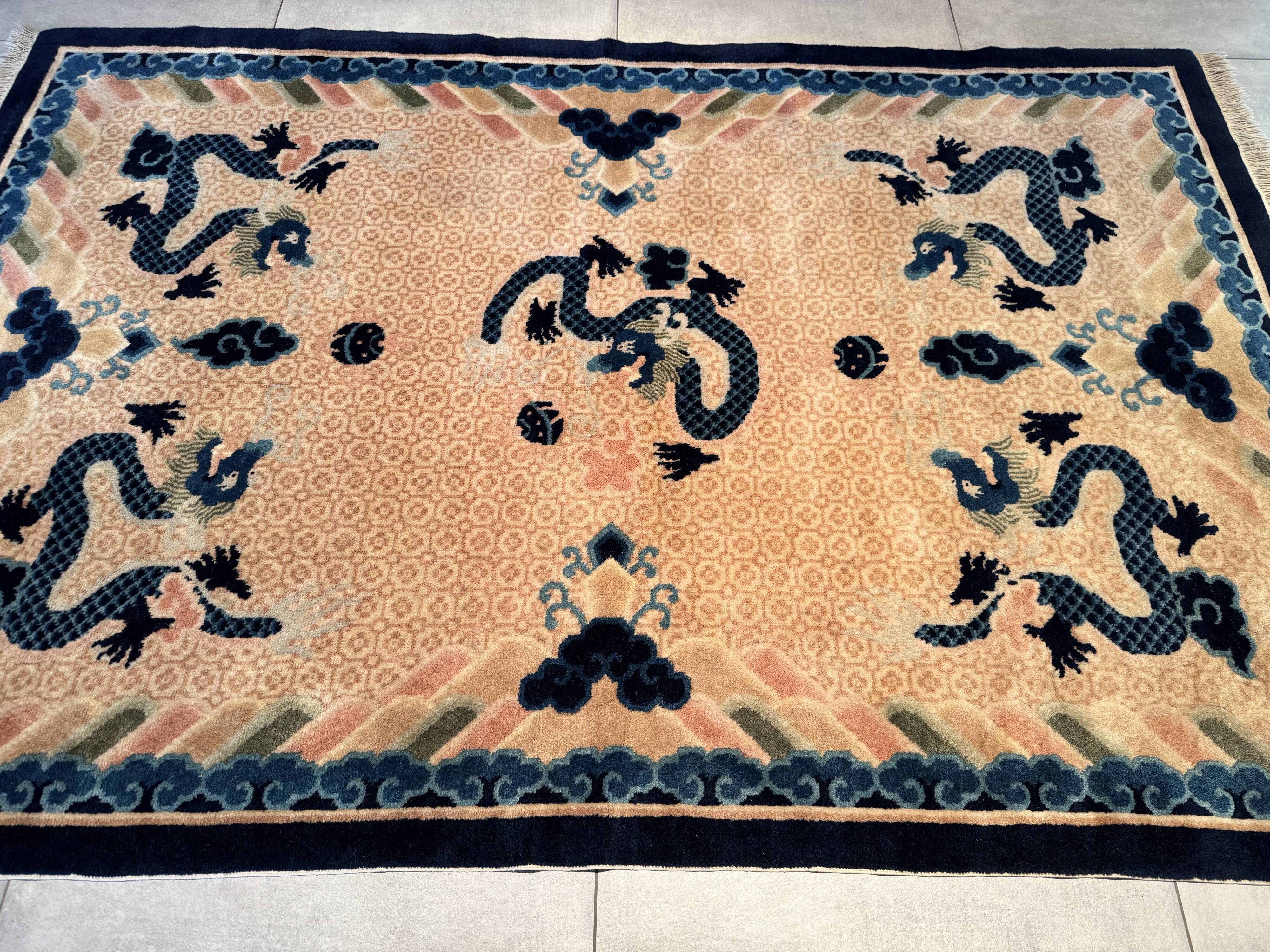 Antique Chinese rug 1920