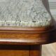 Commode en noyer Louis XV avec miroir