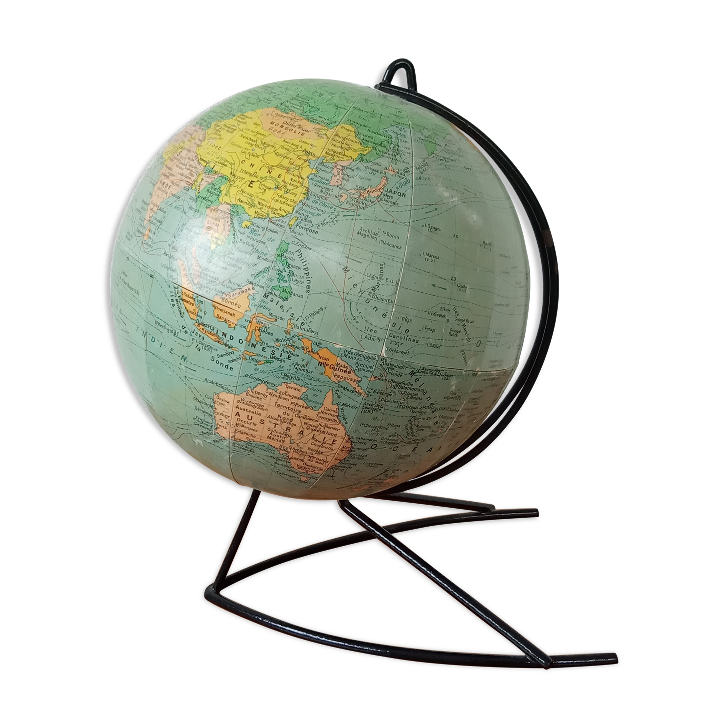 Girard and Barrère world map 60s