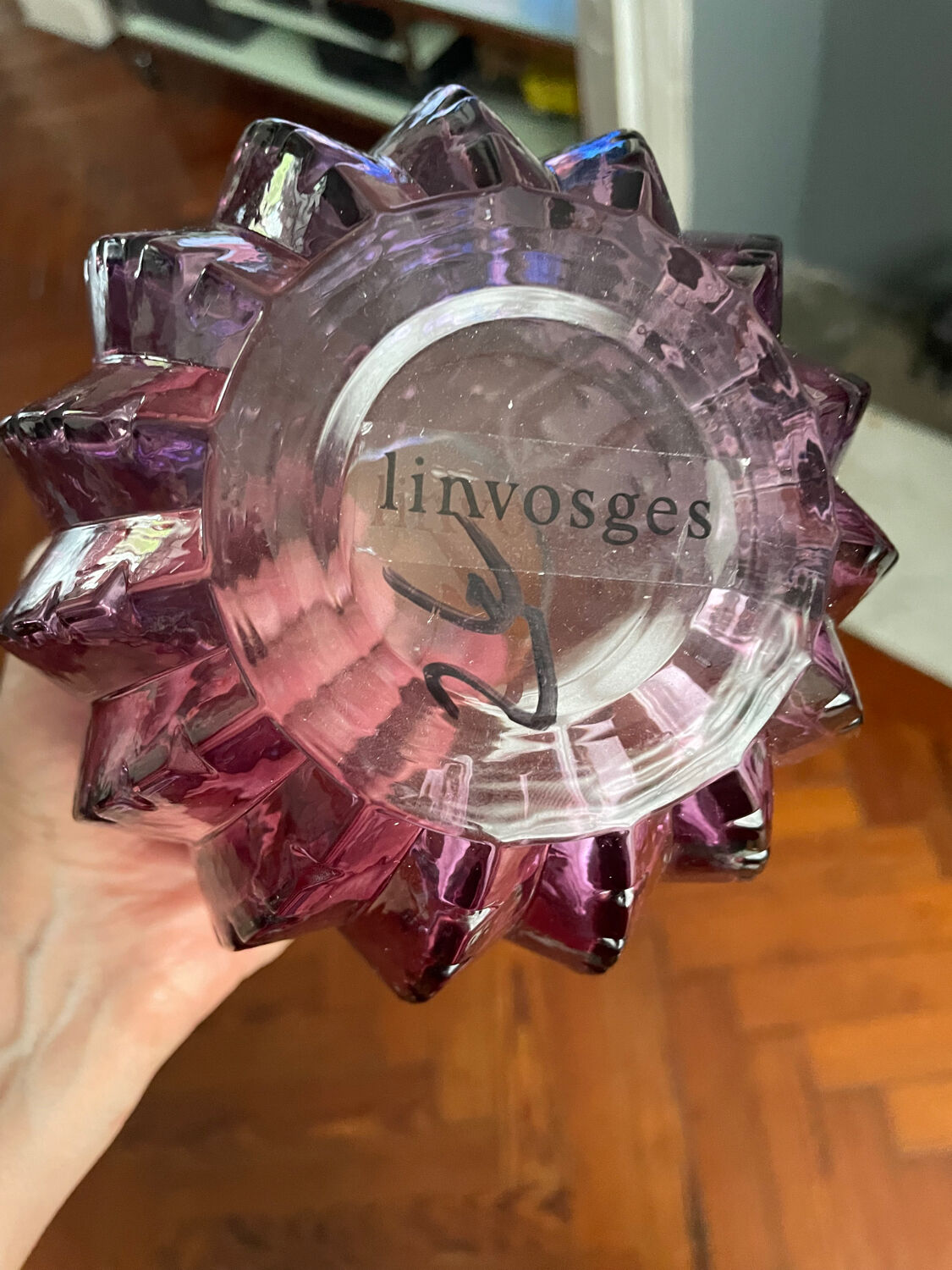 Glass vase
