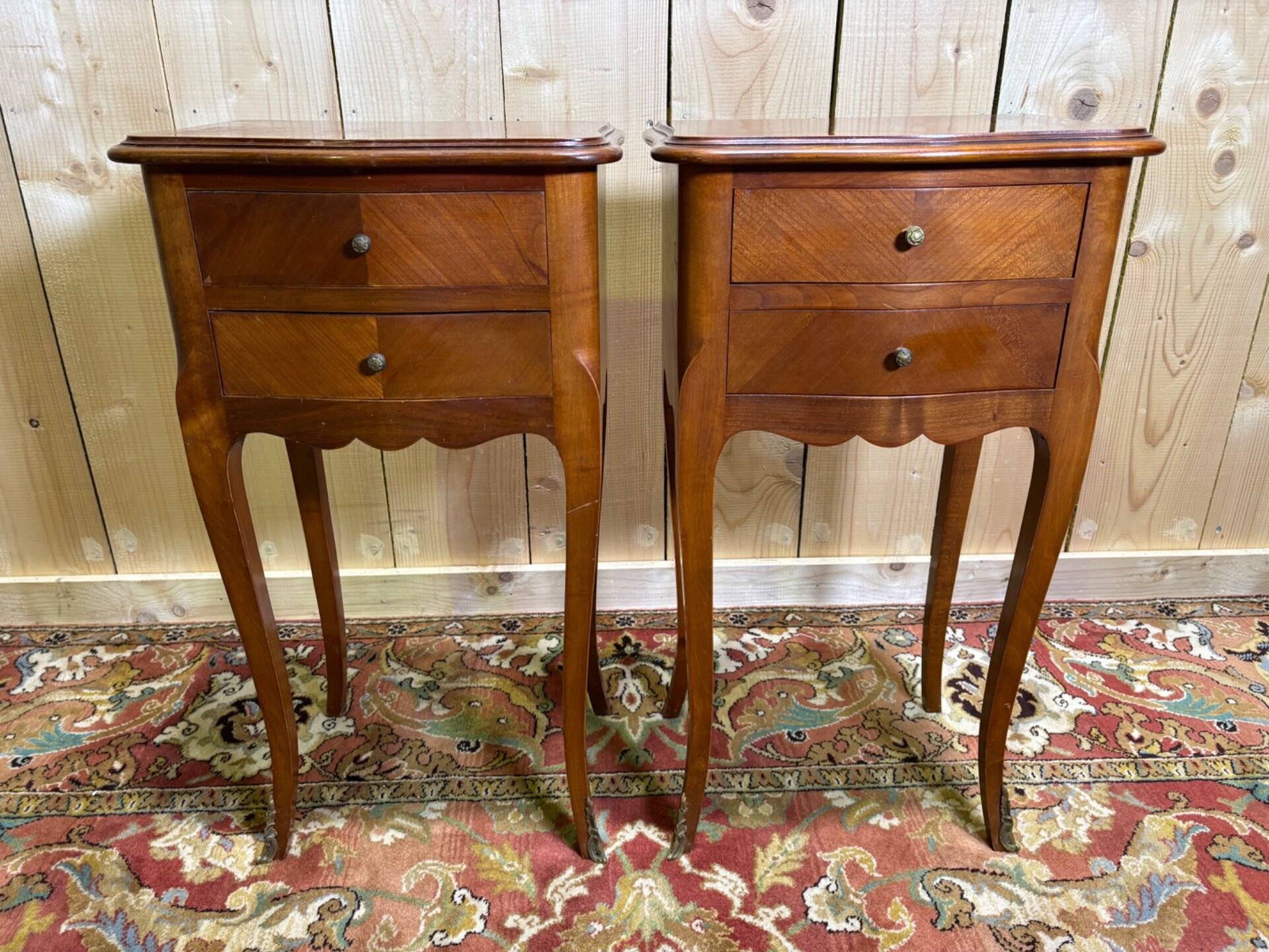 Paire de chevets de style Louis XV