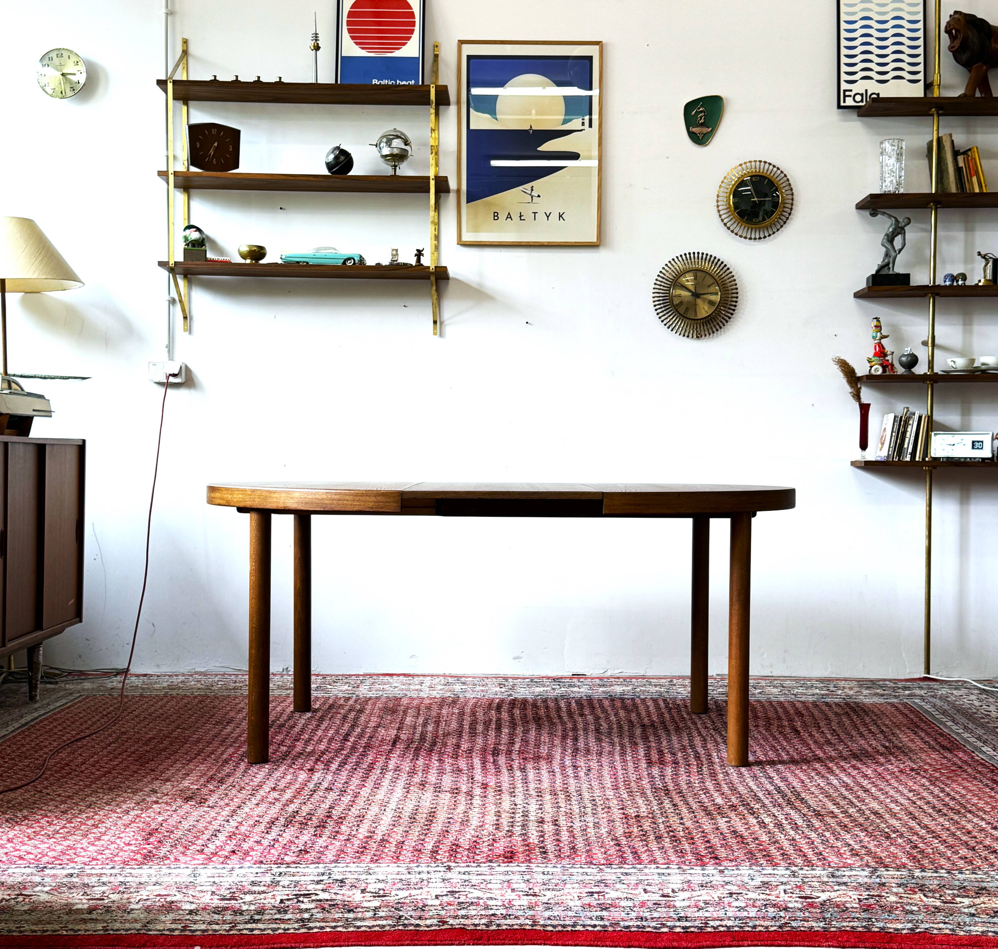 Expandable oak table, denmark 1960s/1970s, vintage, mid-c modern