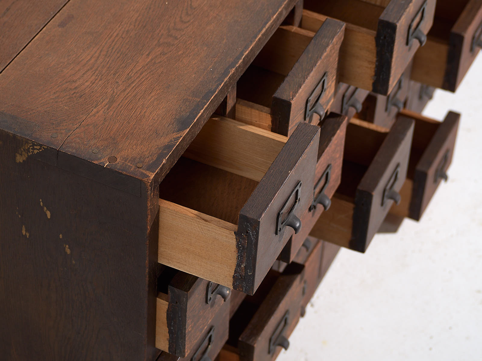 Pharmacy buffet Japanese medicine cabinet – Taishō / Shōwa period (c.1920-1945) #95