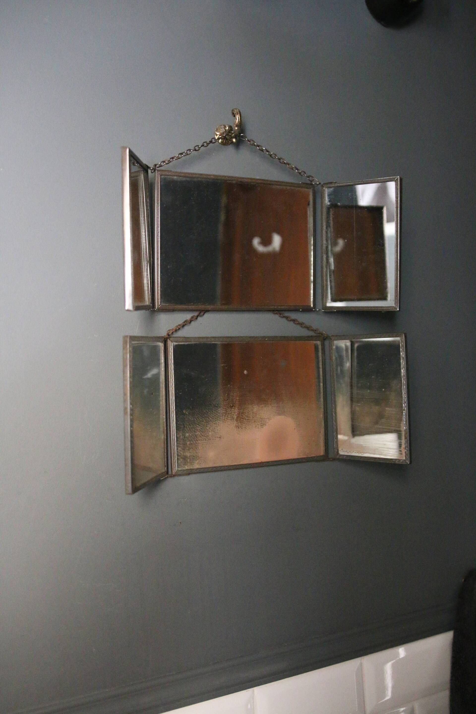 Miroir triptyque de barbier, Art Nouveau, circa 1900