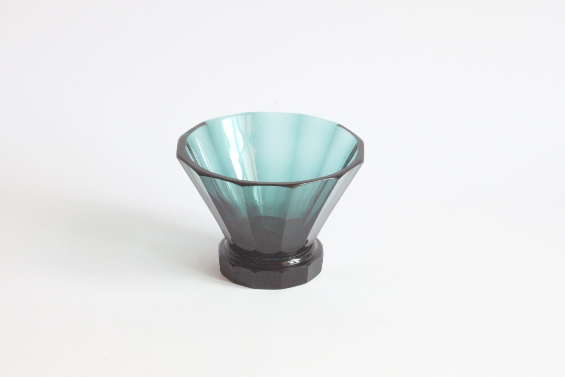 Art deco faceted bowl 1930s