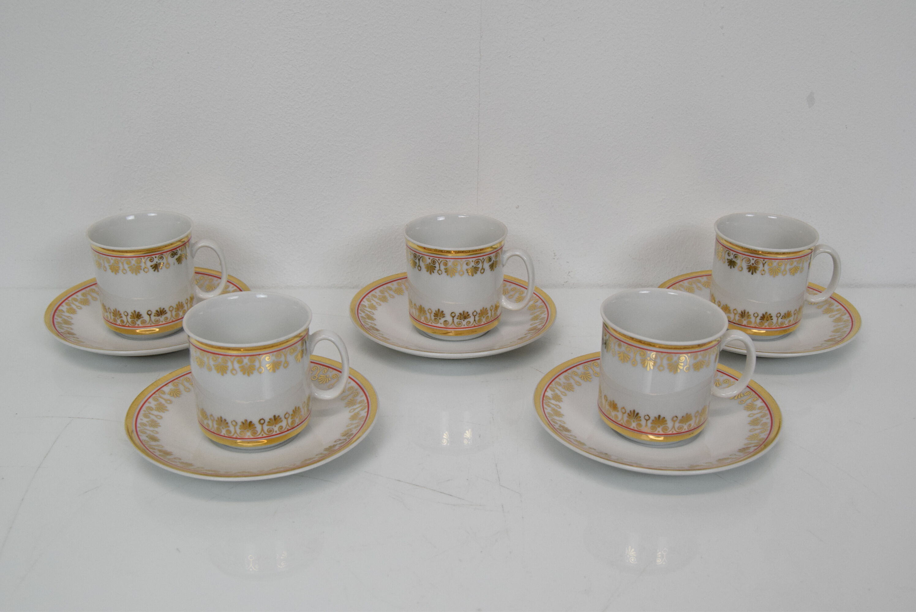 Set Porcelain for tea or coffee,Carlsbad porcealin by company Epiag D.F.,Circa 1960'S.