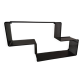 Dedal metal shelf