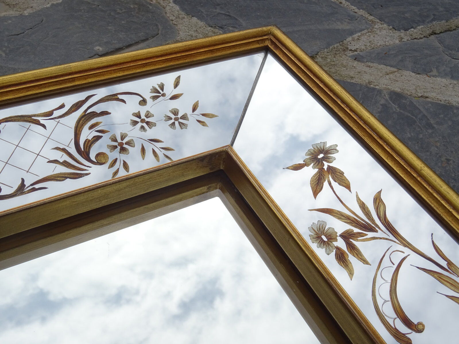 Venetian mirror with parecloses 54x45cm