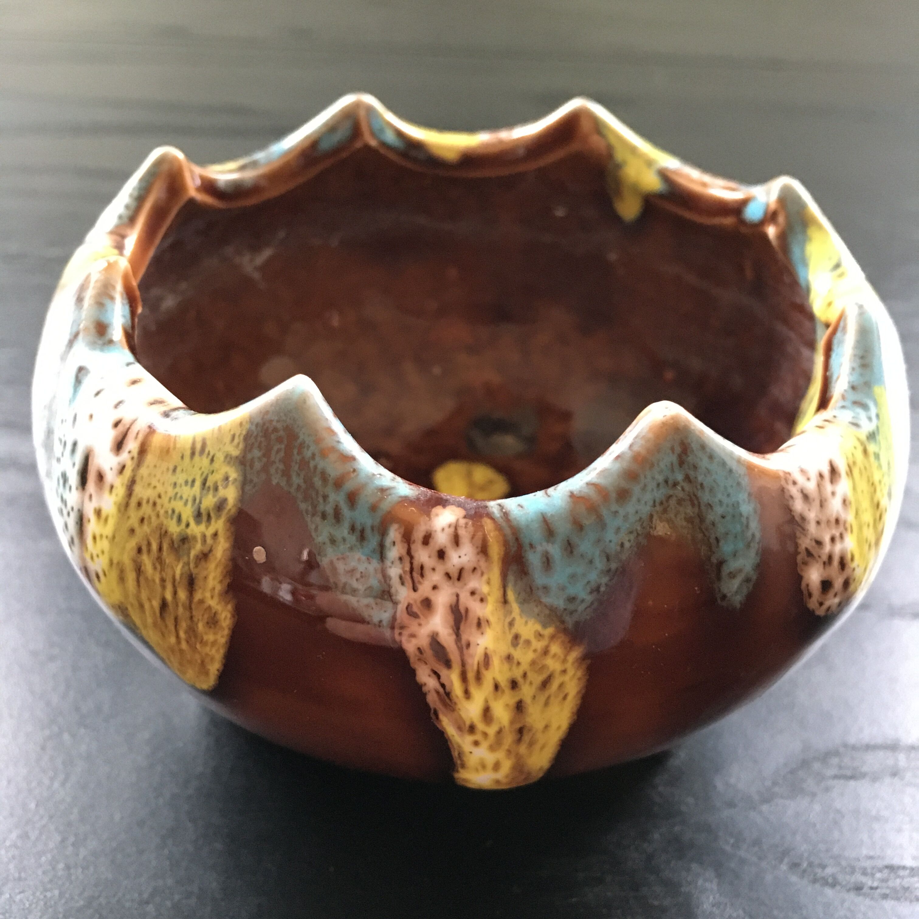 Empty burnt tripod pocket