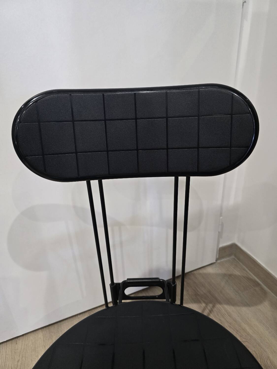 Folding cricket chair – Andries van Onck for Magis – made in Italy