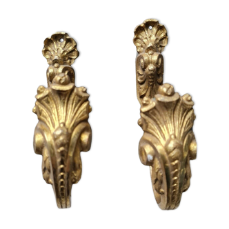 Pair of bronze kisses