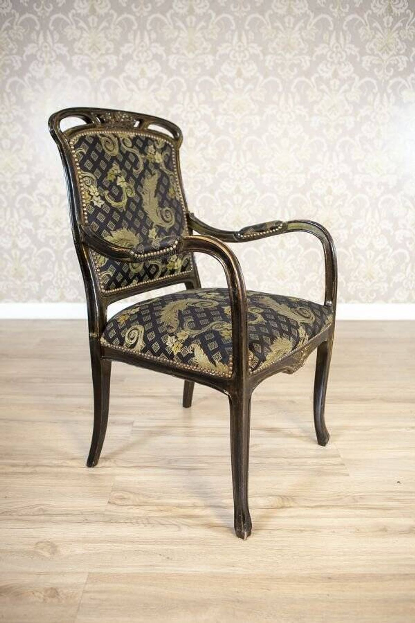 Fauteuil en chêne Art Nouveau du 20e siècle