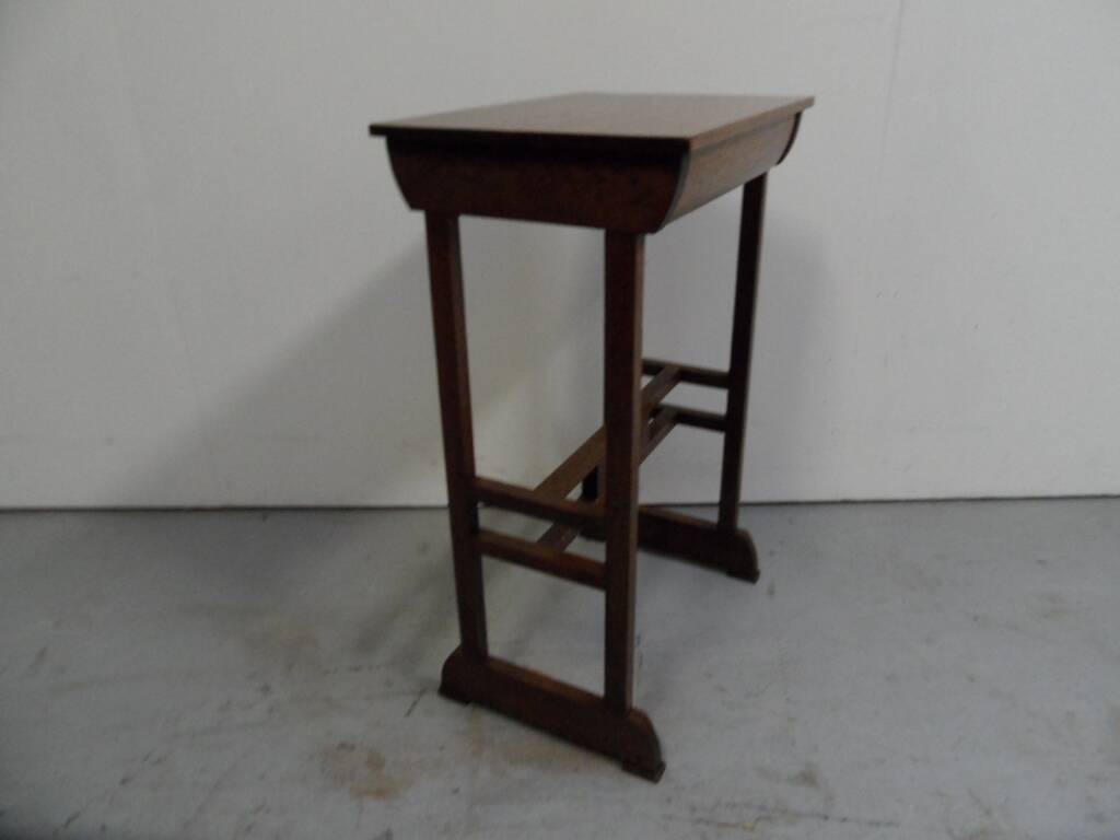 Vintage oak sidetable with drawer