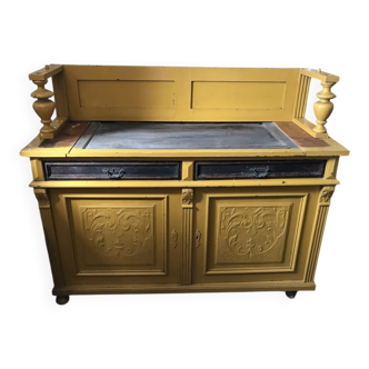 Pine wardrobe painted in straw yellow ochre - period piece from 1890-1919, antique style.