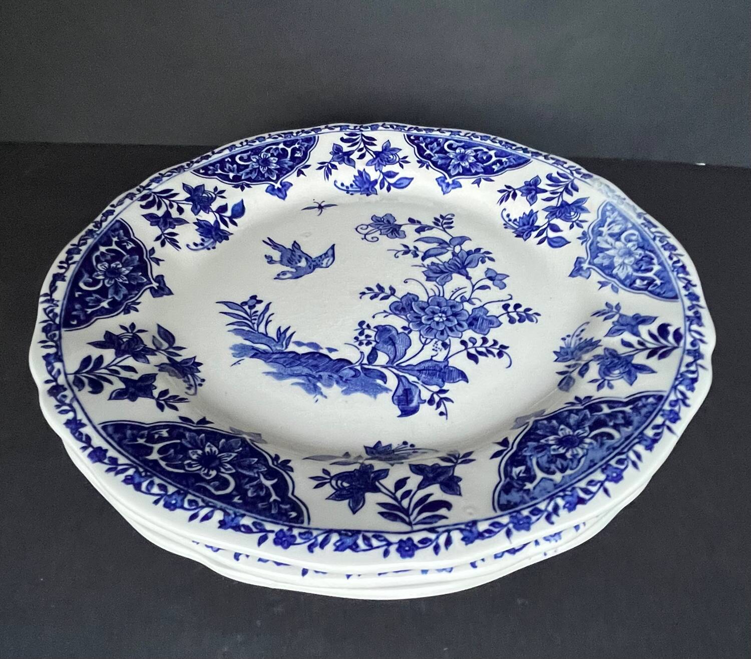 6 vintage Gien plates