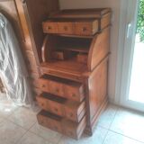 Small cylinder secretary