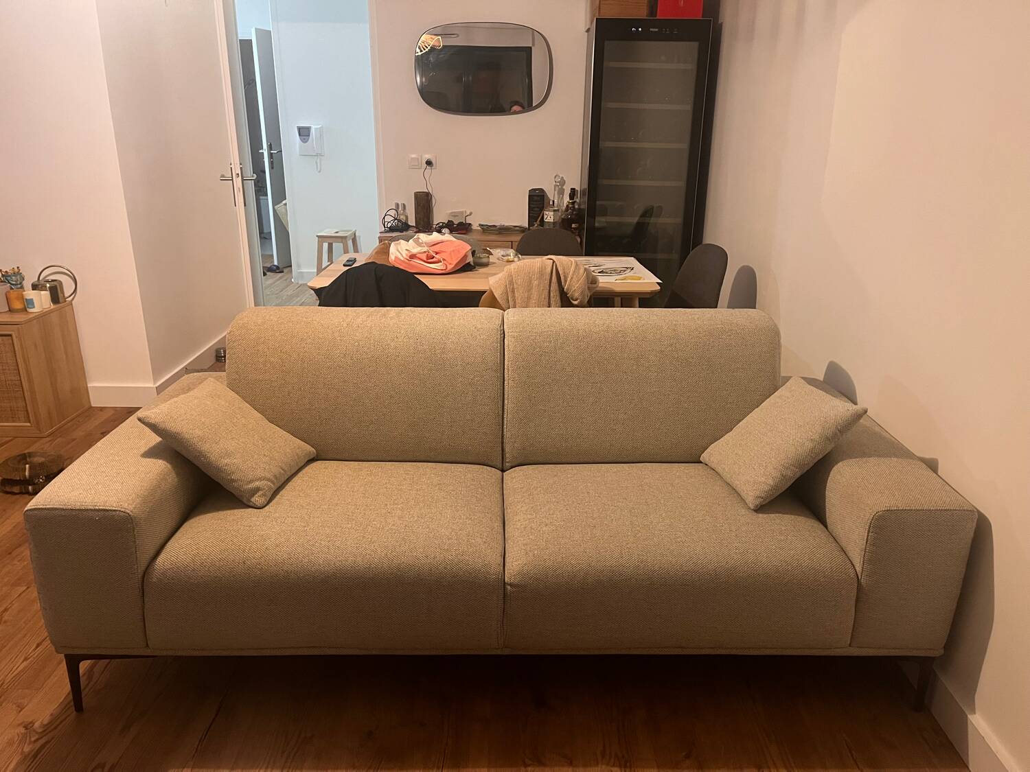 Canapé gris en tissu (214 cm)