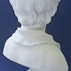 Buste d'enfant en biscuit de porcelaine