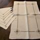 Nappe centre de table avec 6 serviettes en lin brodés main