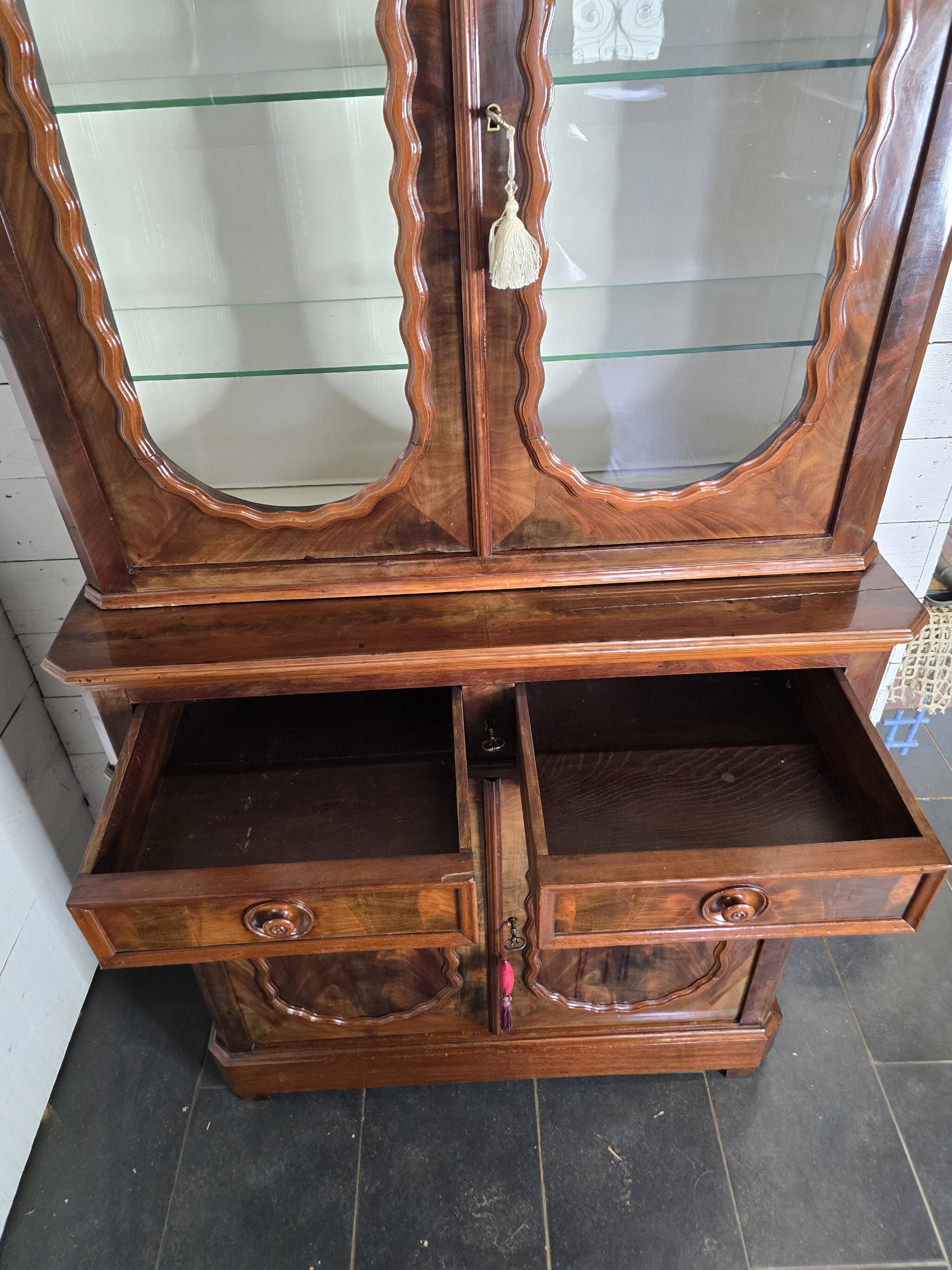 Bibliothèque, buffet haut vitré en acajou