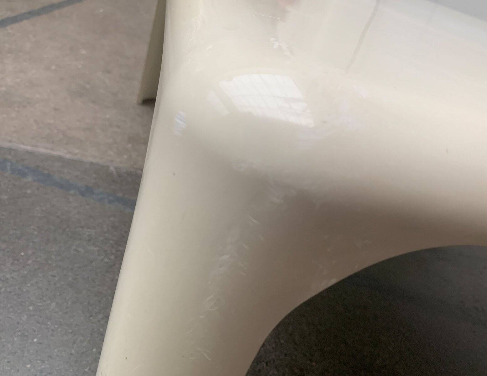 Demetrio lounge coffee table from the Italian space age of the mid-century by Vico Magistretti for Artemide.