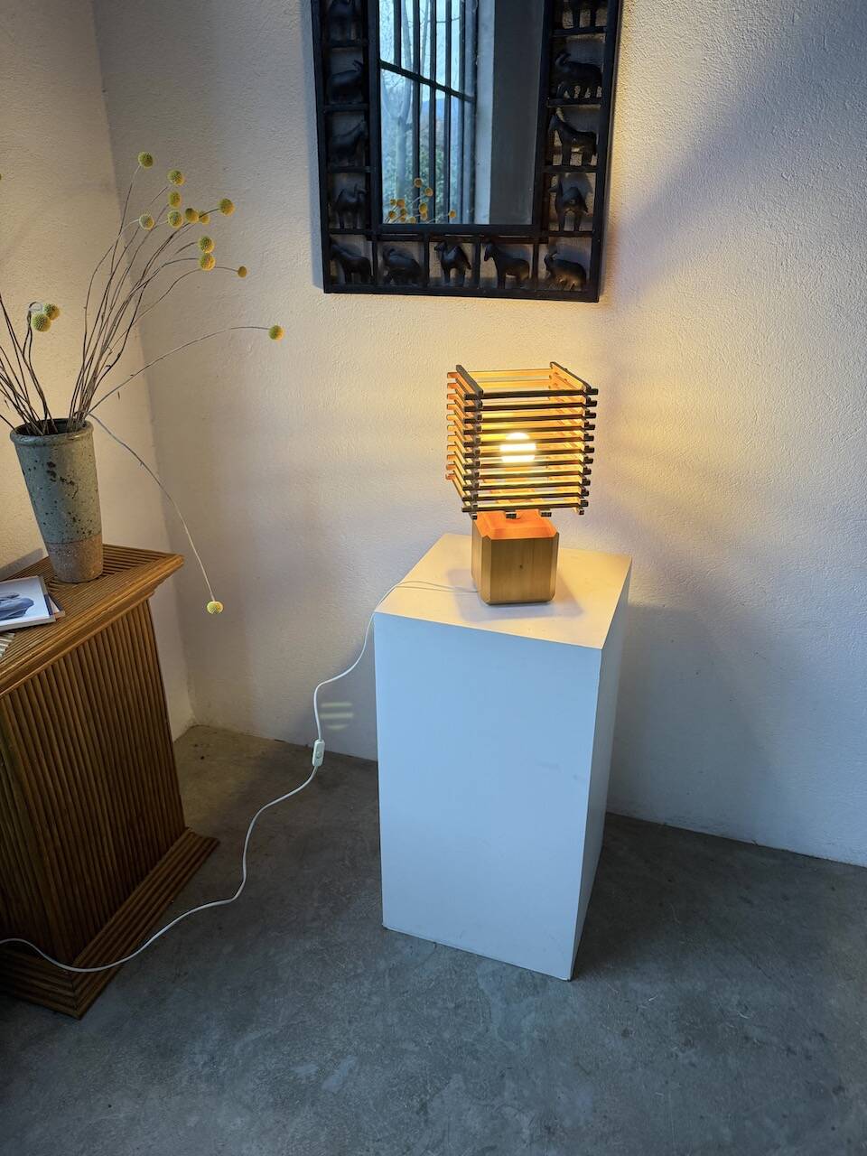 Constructivist wooden table lamp