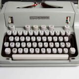 Hermes 3000 typewriter cleaned and tested