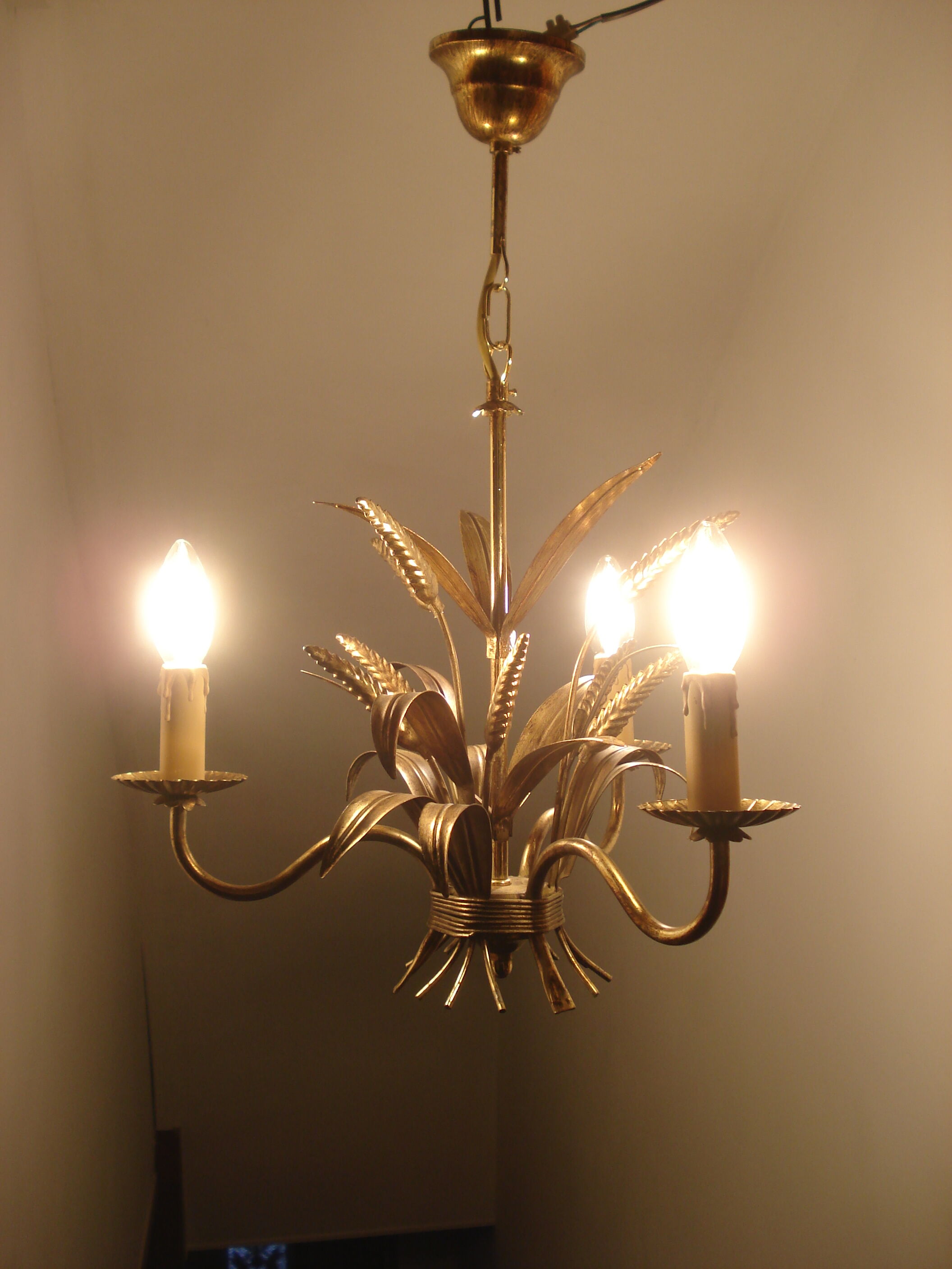 Suspension ear of wheat in gilded metal 3 lamps