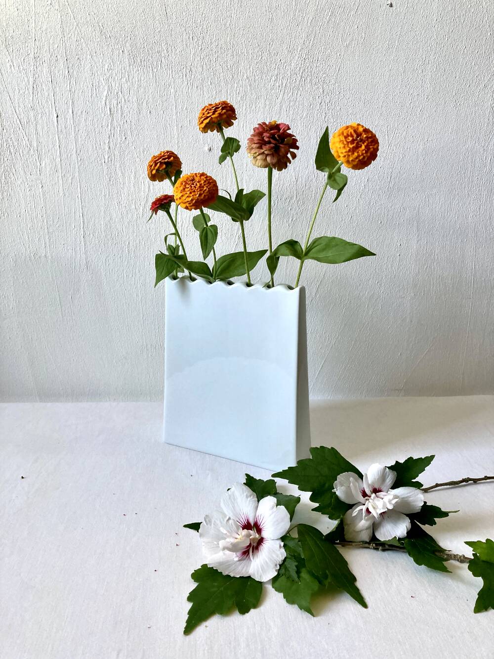 Flower holder / soliflore vase Serax with 7 openings – white ceramic