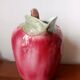 Pichet en barbotine fraise vintage