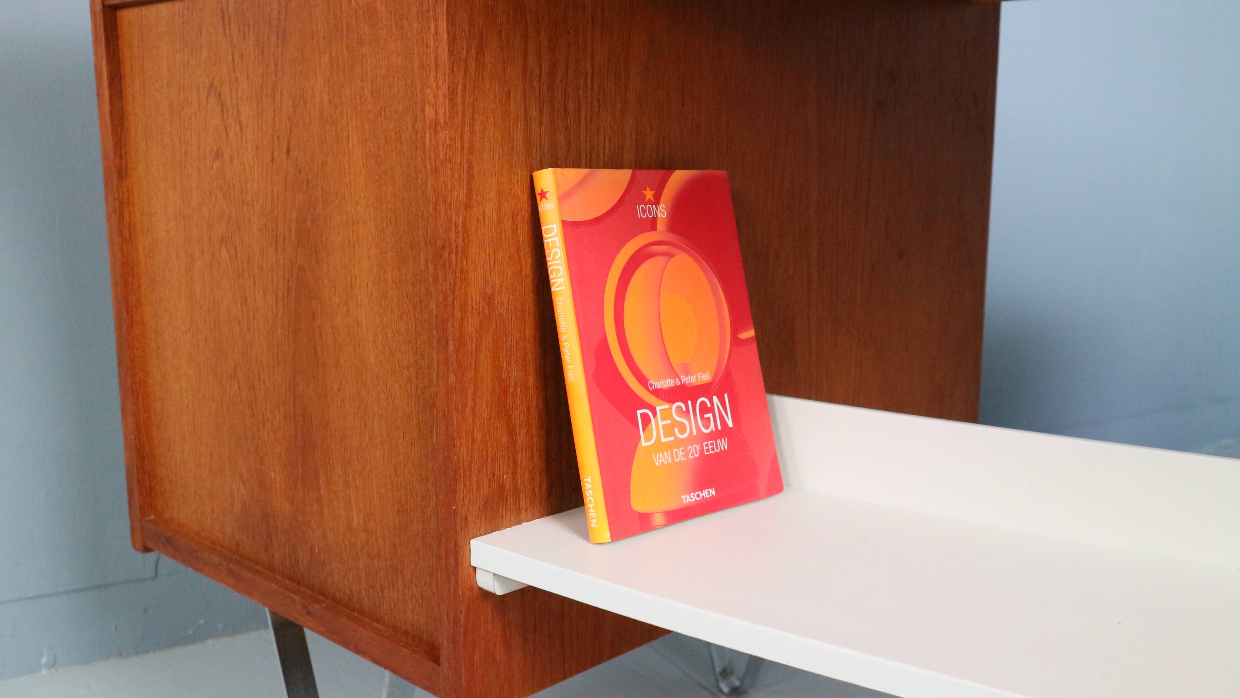 Cees Braakman Boomerang Desk with Triangle Legs for Pastoe, Dutch Design, 1950s