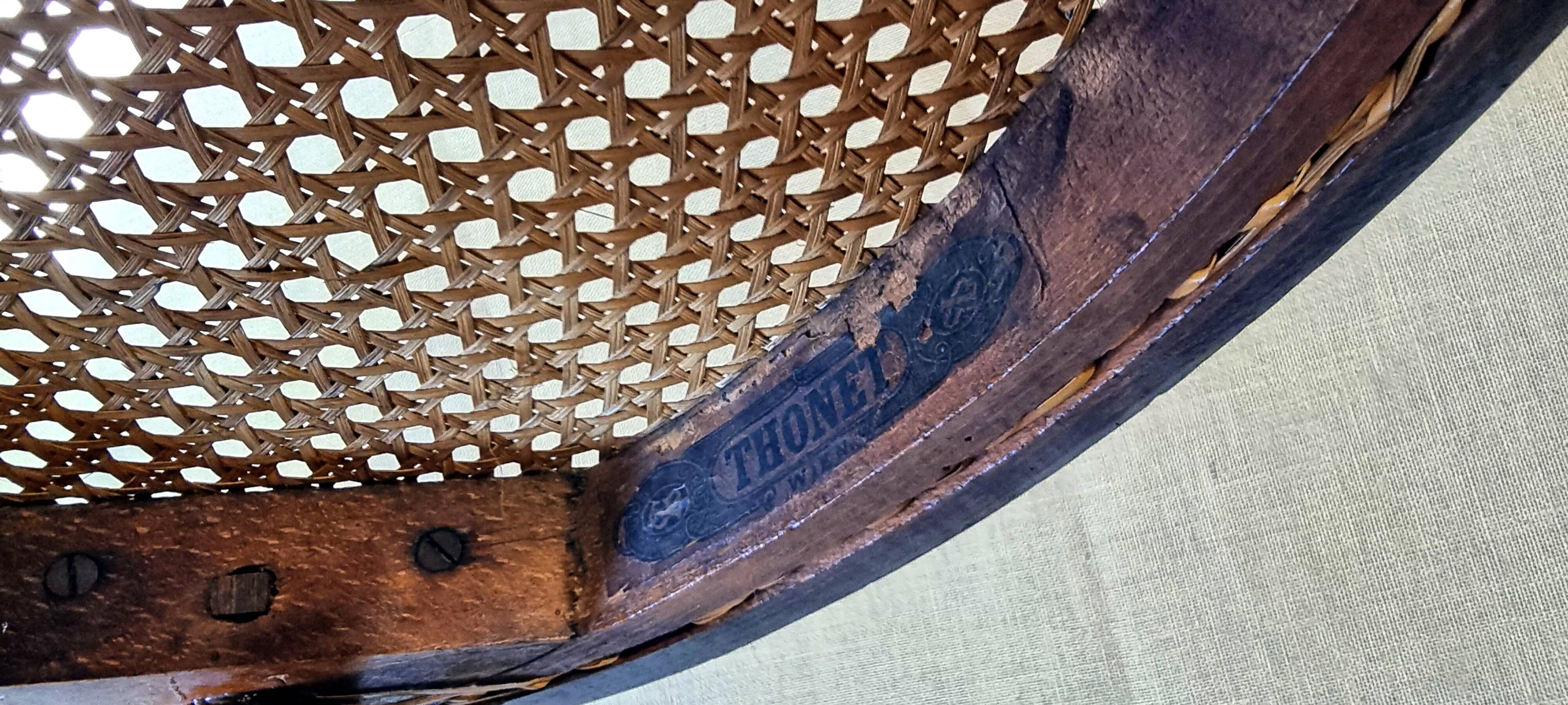 Thonet chair n°28 from shop and counter 1900