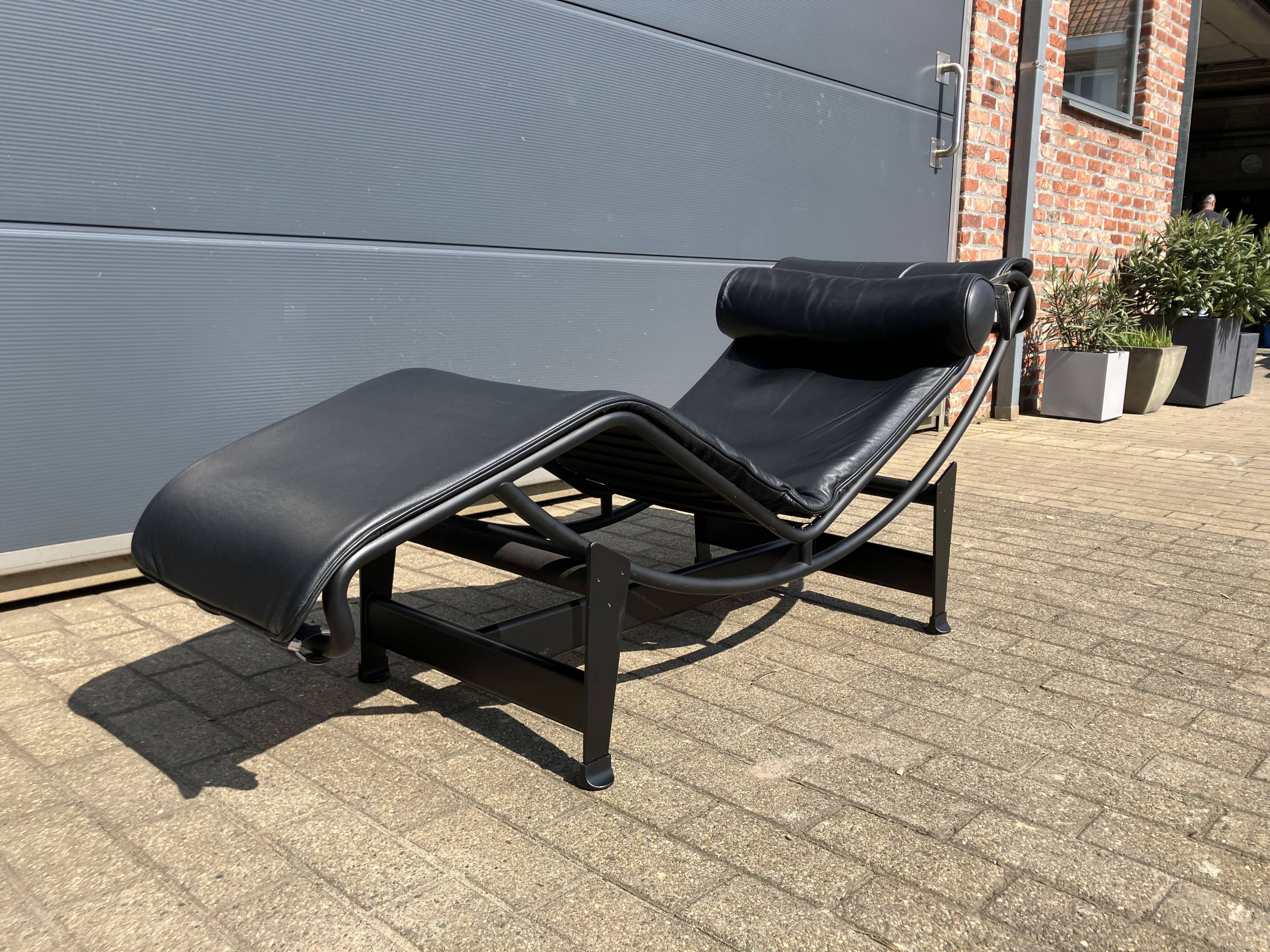 Originele Cassina Le Corbusier Lc4 Black on Black, Bijna als new!