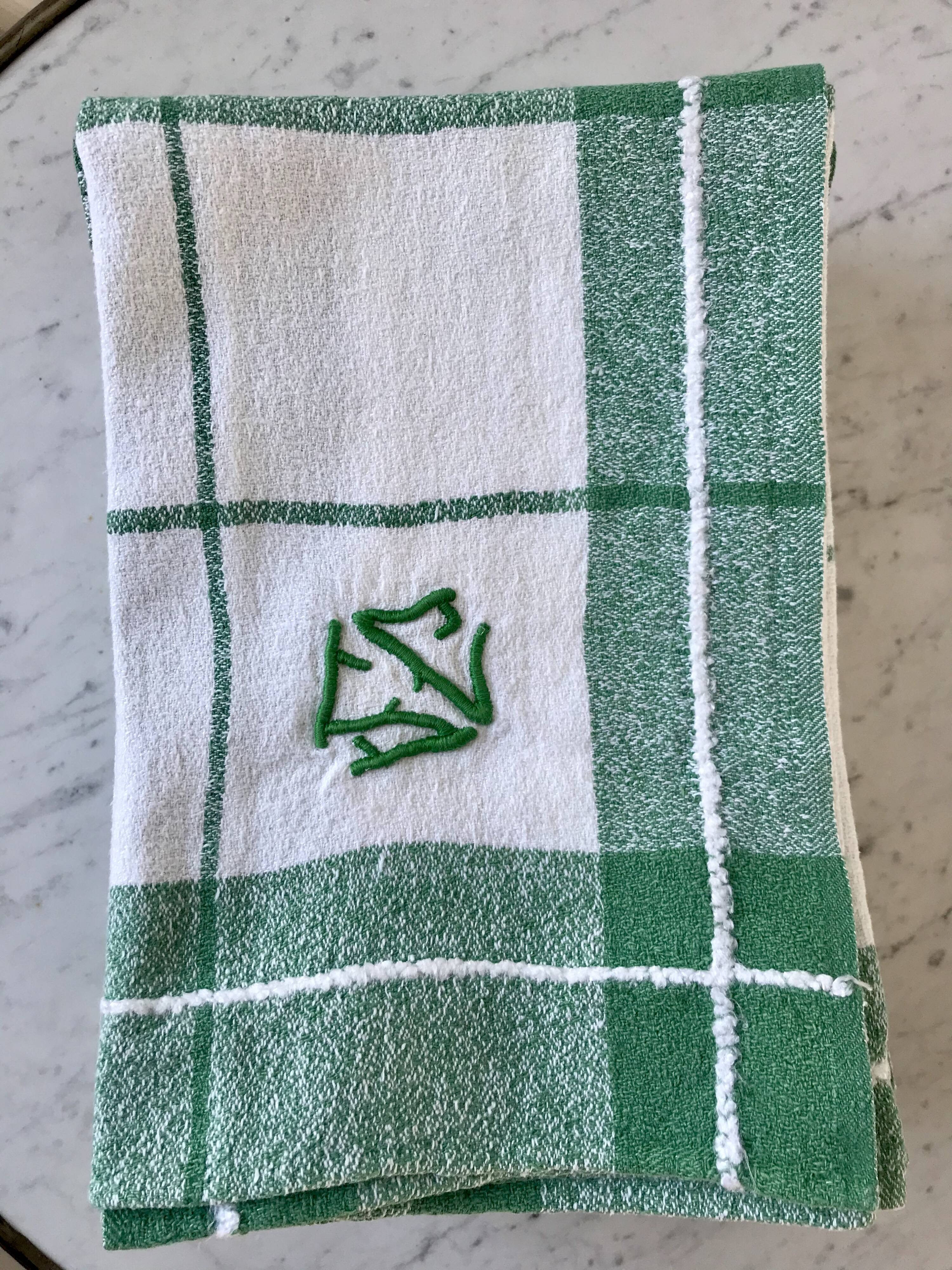 Set of 9 embroidered cotton napkins 60s