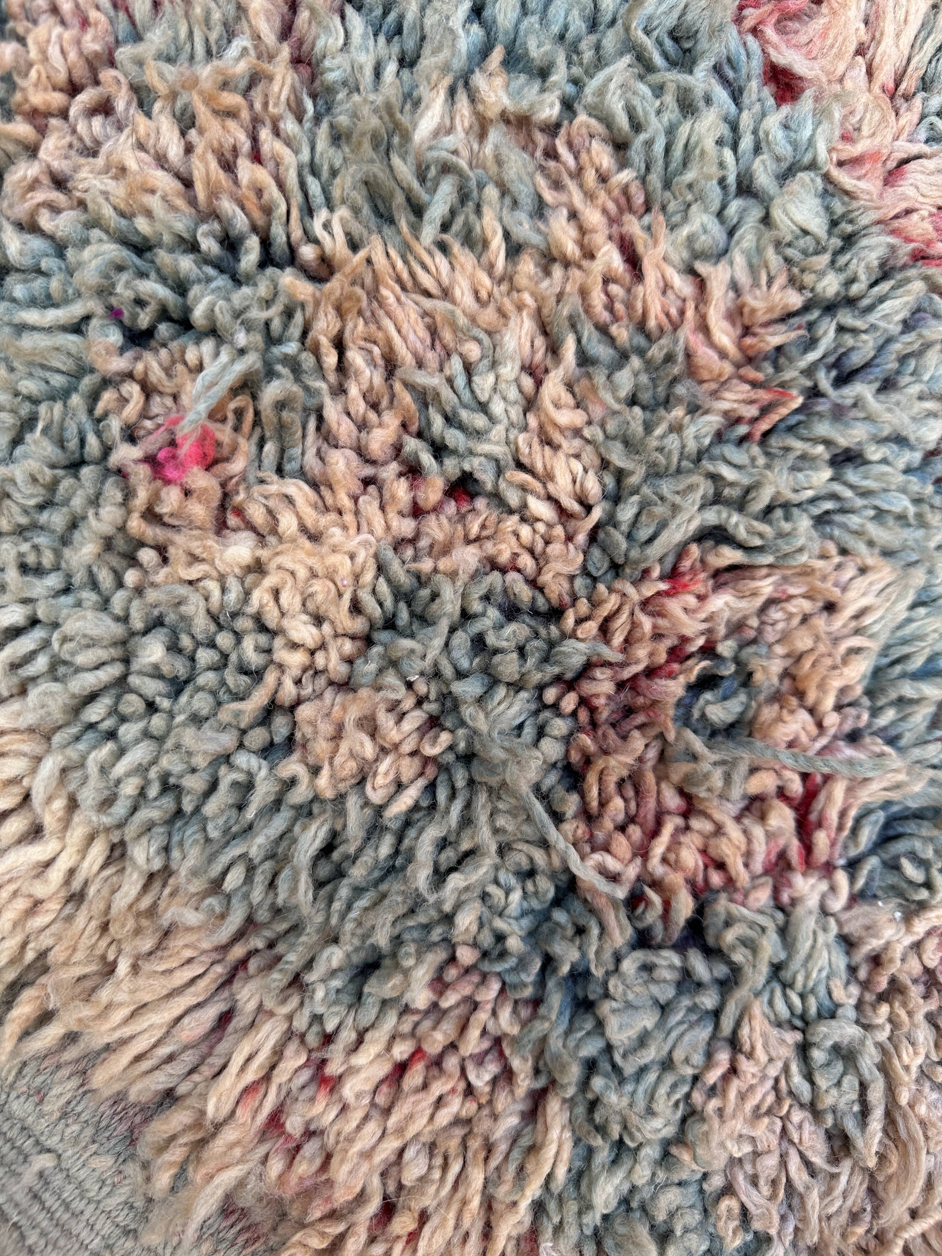 Moroccan peach and green carpet - 220 x 388 cm