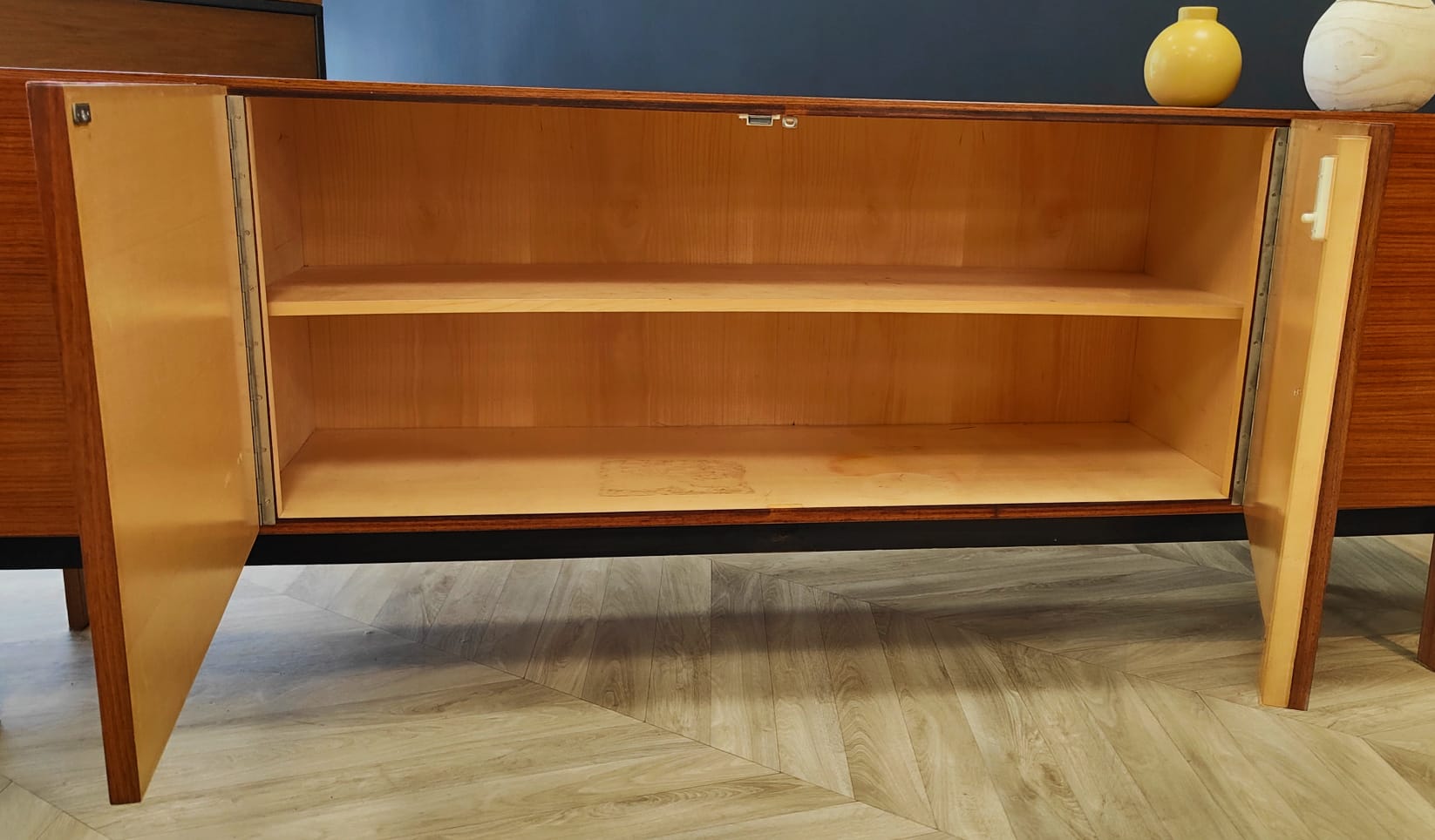 Enfilade Mid Century