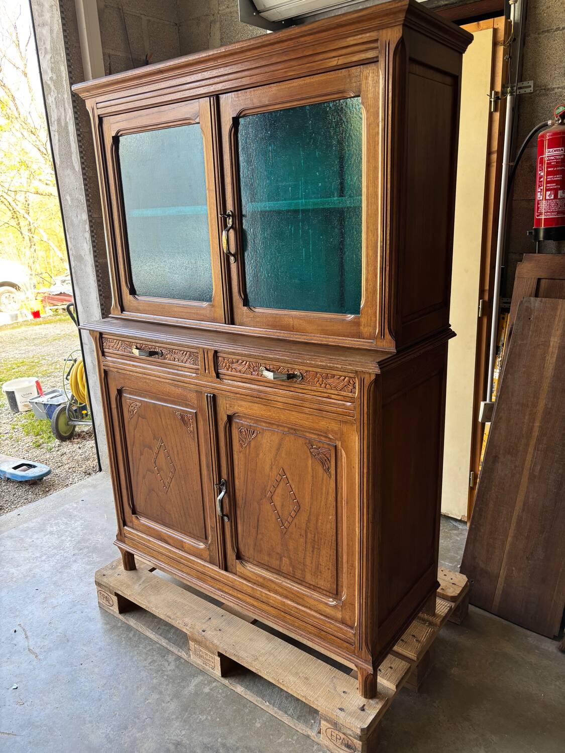 Vintage dresser
