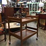 Serving Scandinavian roulette