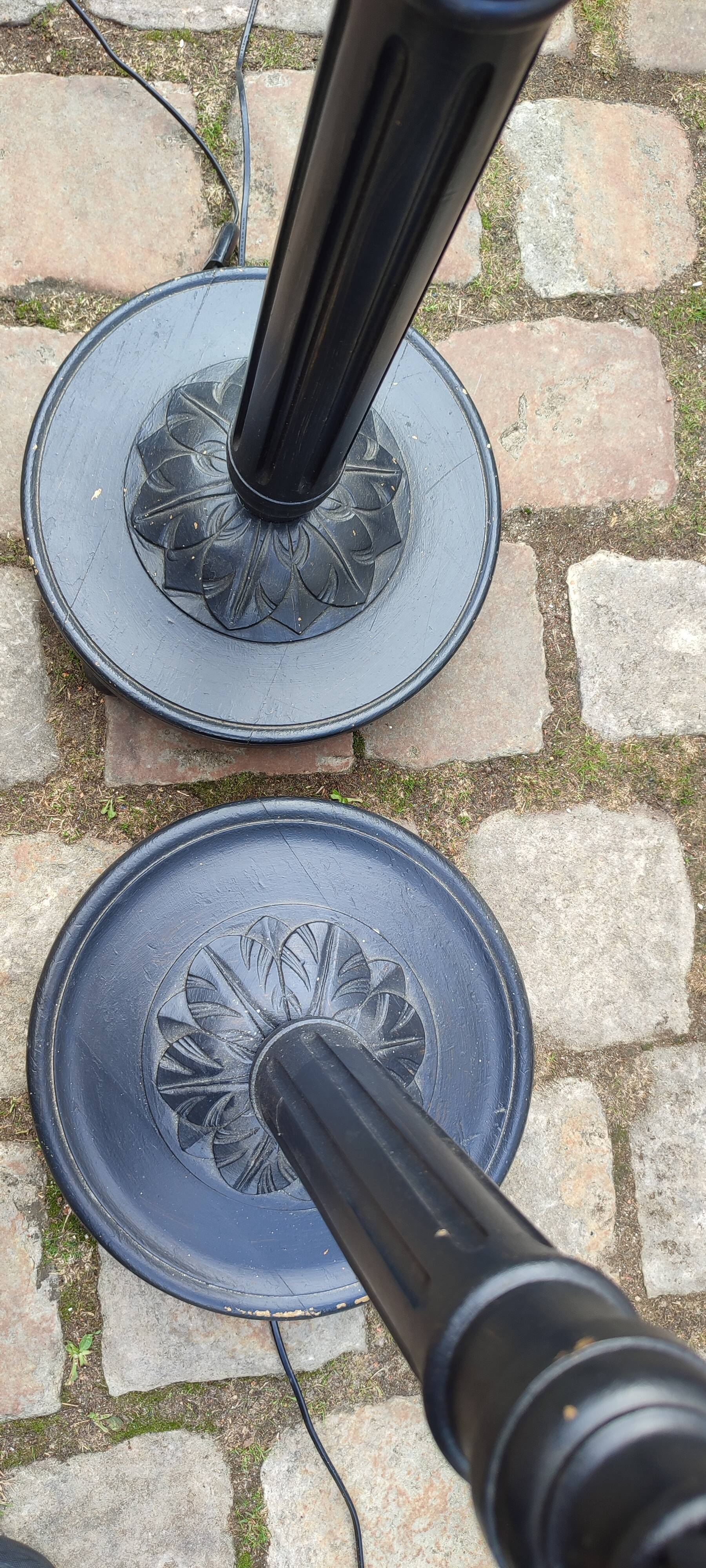 Set of 2 wooden floor lamps