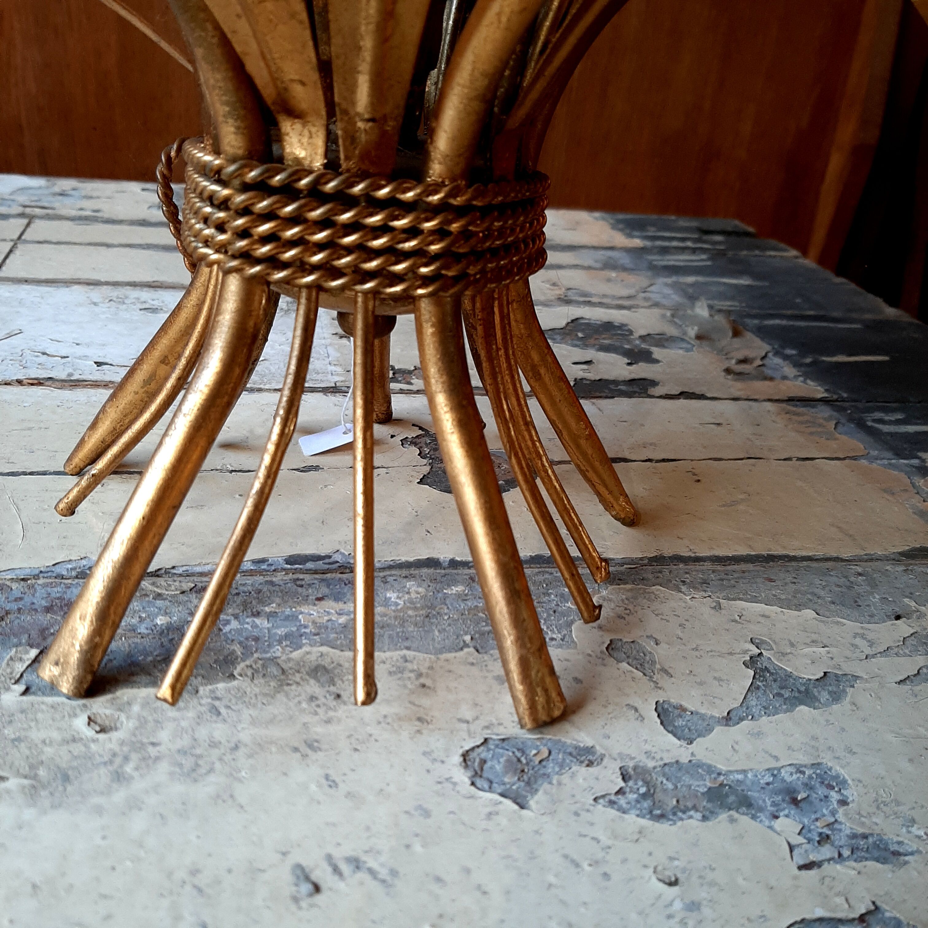 Chandelier ears of wheat around 1965