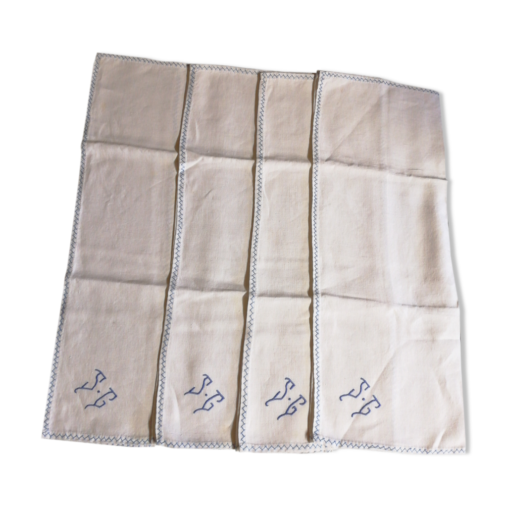8 serviettes de table anciennes